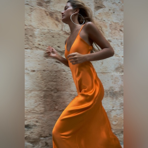 NWT ZARA ORANGE SATIN MIDI DRESS SIZE L - Picture 11 of 17